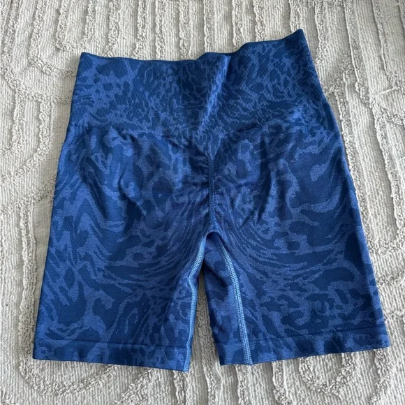 Gymshark shorts - Picture 2 of 2
